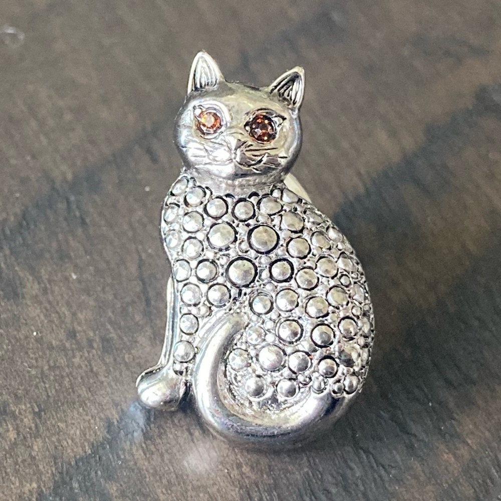 Vintage cat pin
